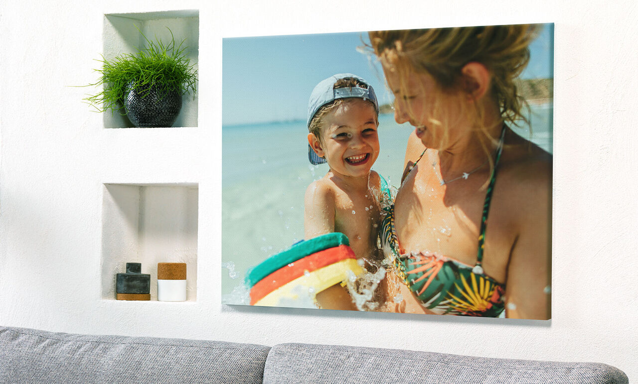 Photo sur toile murale dans un salon